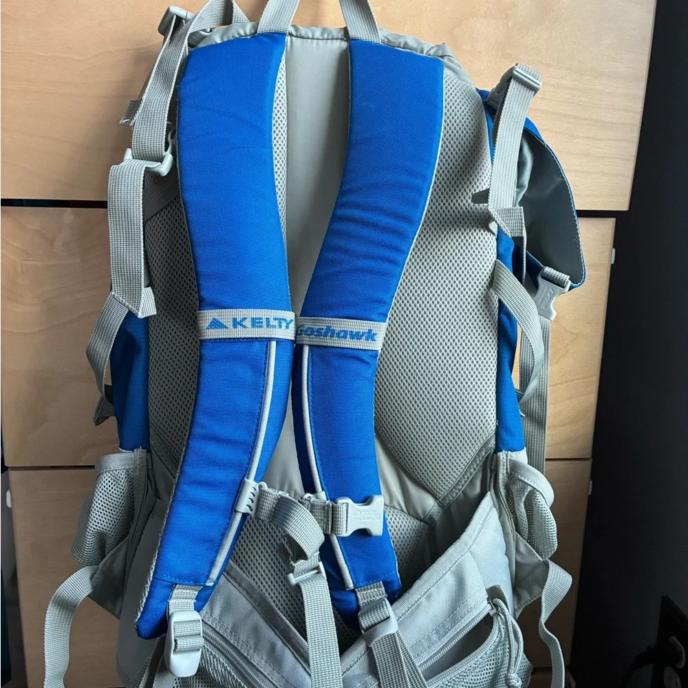 Kelty Goshawk Blue Hiking Backpack - Picture 8 of 11